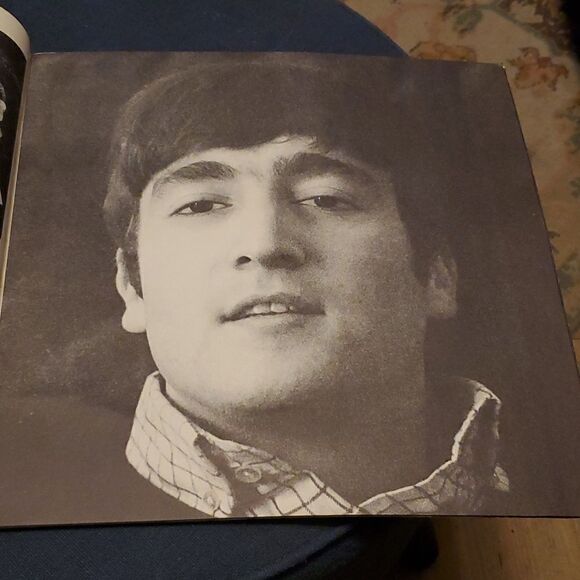 Vintage 1964 Beatles USA Tour Program & Vintage Cowsills Program Book 1969. - Picture 4 of 8